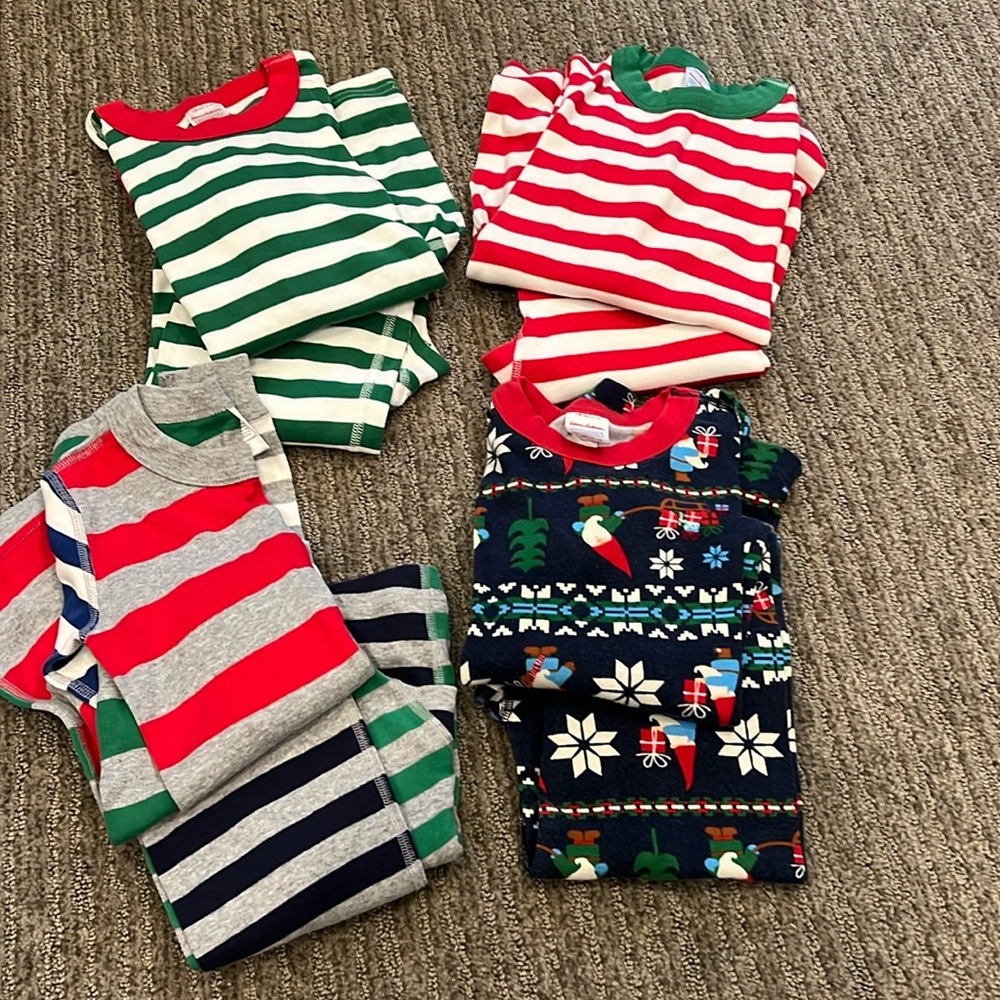 Hanna Andersson kids PJ set bundle of 4
